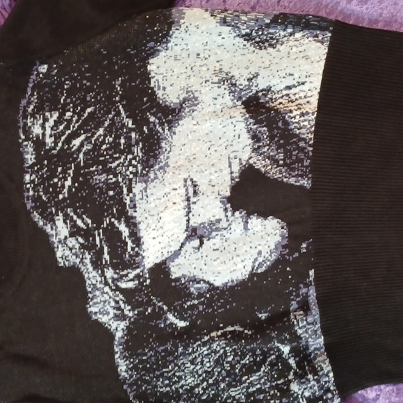 DOLLSKILL in collaboration with TWILIGHT BELLA/EDWARD FIRST KISS turtle neck 1x - Picture 3 of 16